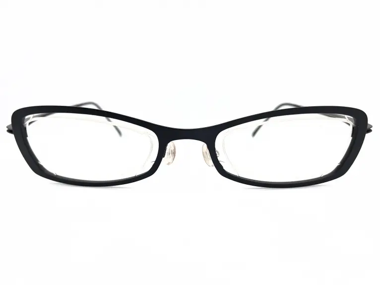 アイディーシー Eye'DC｜V295 000｜レンズが宙に浮いたようなデザイン！｜『誠眼鏡店』上質なメガネの買取・販売・レンズ交換