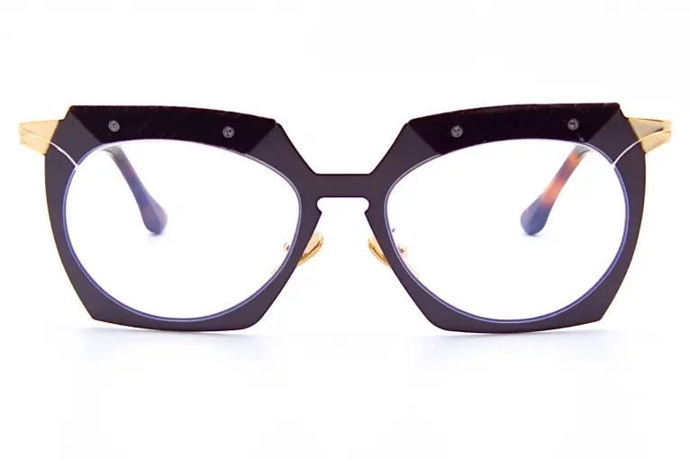 プニャーレアイウェア Pugnale Eyewear｜SPIETATO 377V198｜Pugnale(プニャーレアイウェア)のファッショナブルな アイウェアSPIETATO！｜『誠眼鏡店』上質なメガネの買取・販売・レンズ交換