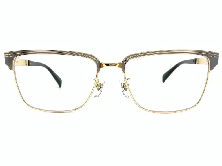 プニャーレアイウェア Pugnale Eyewear｜SPIETATO 377V198｜Pugnale(プニャーレアイウェア)のファッショナブルな アイウェアSPIETATO！｜『誠眼鏡店』上質なメガネの買取・販売・レンズ交換