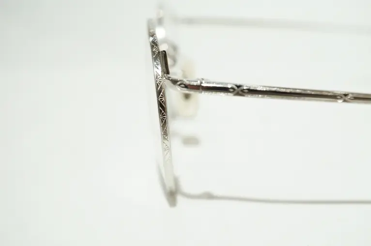 CHARLES 47 Silver｜中古・ヴィンテージ・廃盤メガネの格安販売